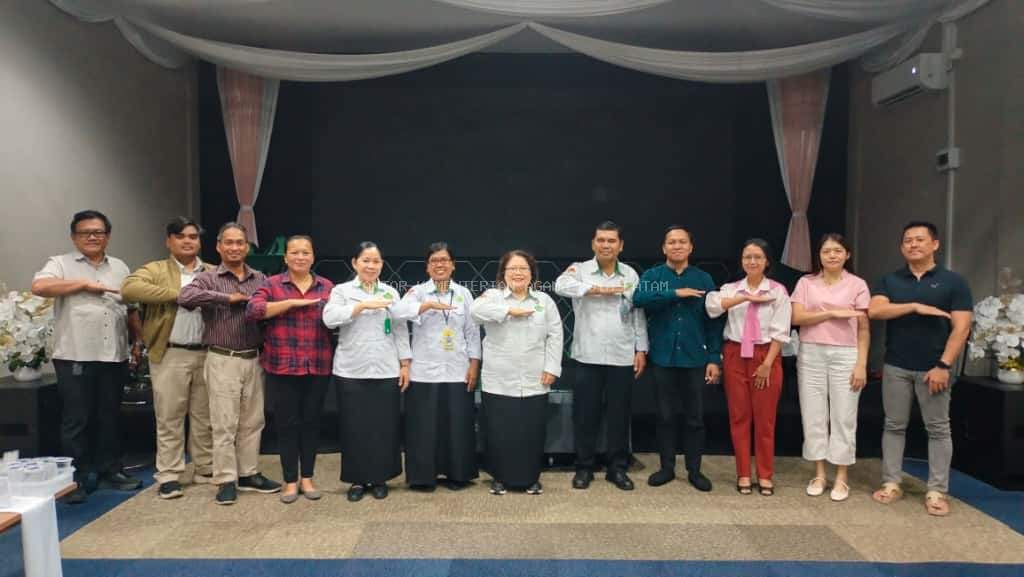 Kemenag Kota Batam Lakukan Kunjungan dan Pembinaan di GSPDI Jemaat Filadelfia Hope Church