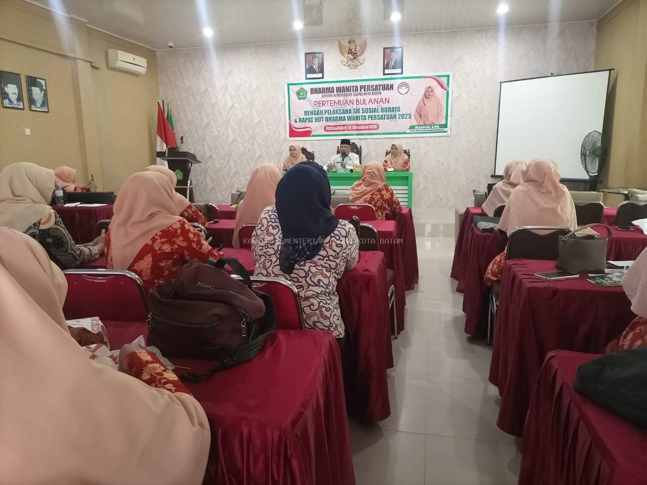 DWP Kemenag Batam Gelar Pertemuan Bulanan dan Bentuk Panitia HUT DWP 2025