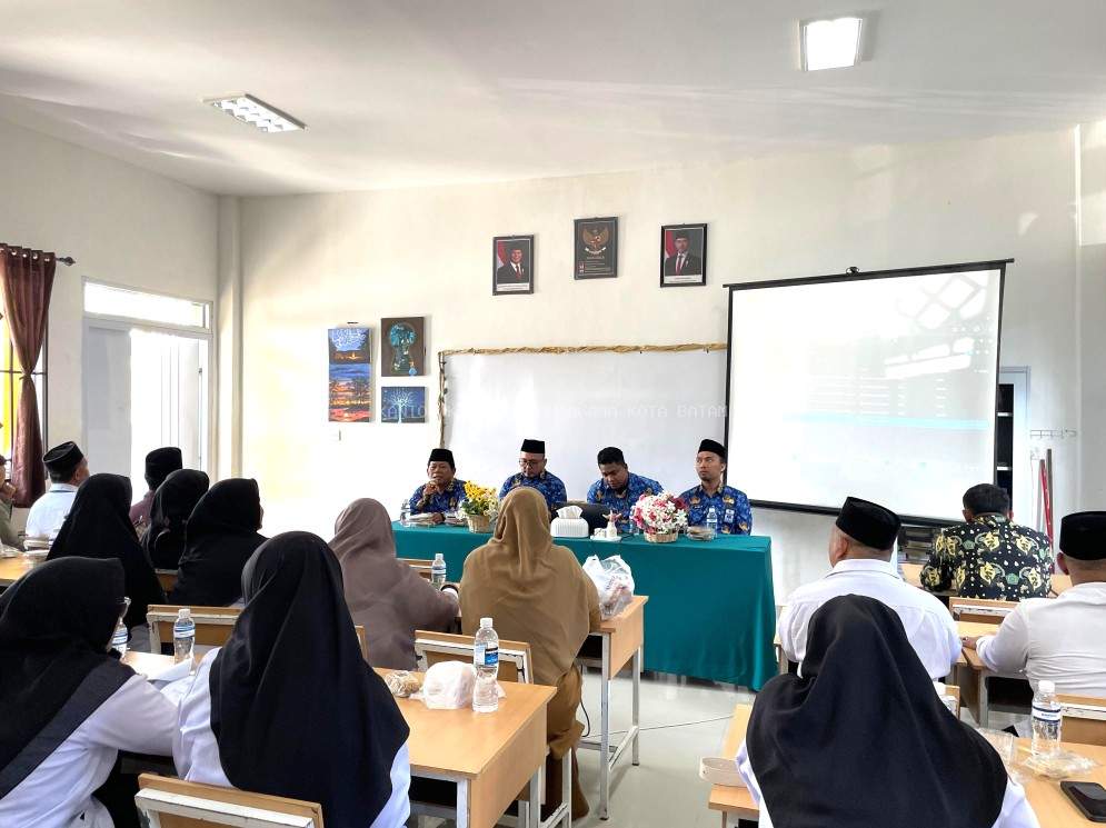 Kasi Penmad Kemenag Kota Batam Gelar Sosialisasi dan Pendampingan Pengelolaan Dana BOS Berdasarkan Juknis 2025
