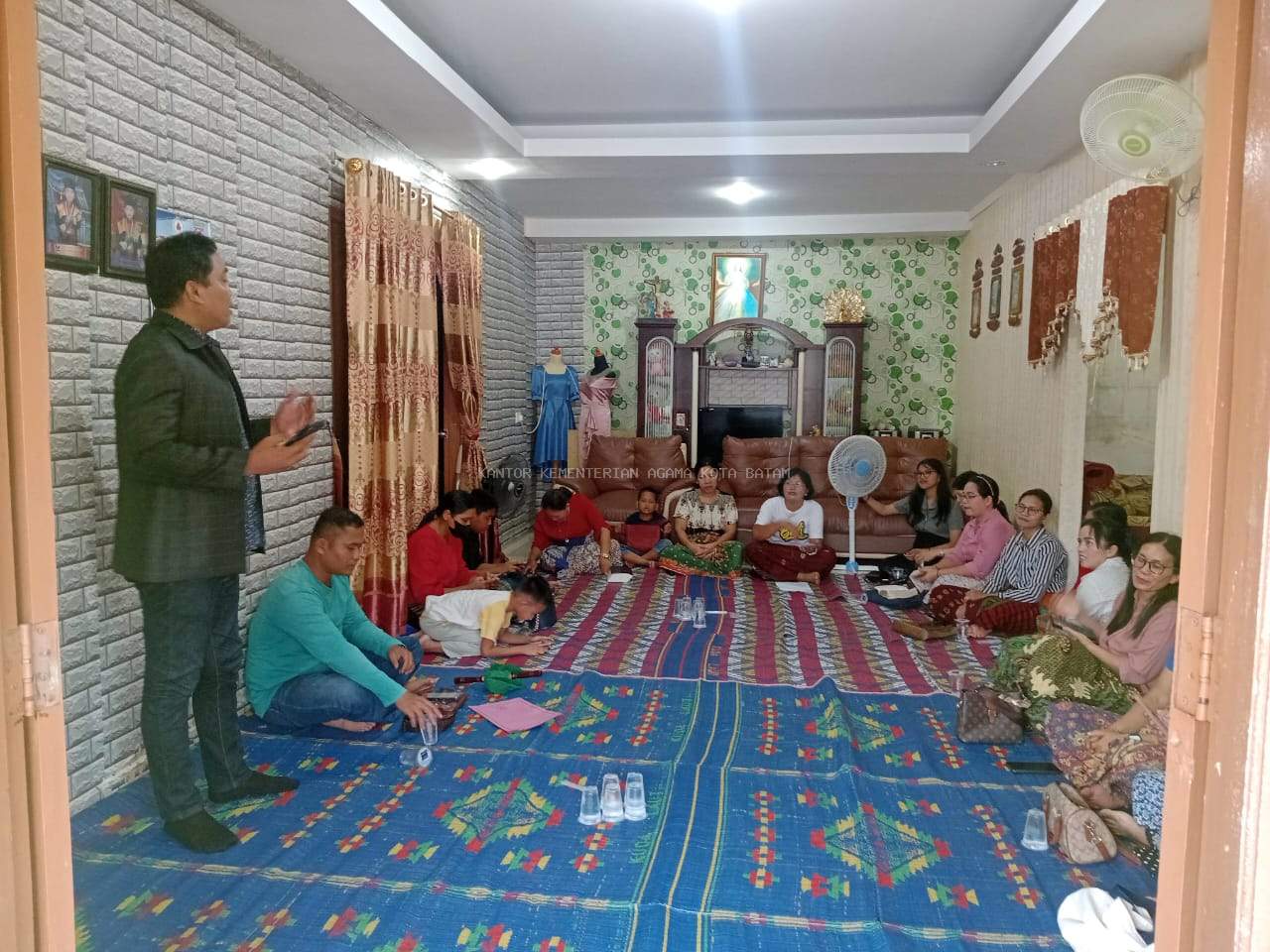 Kemenag Kota Batam Hadiri Ibadah PDO Haleluyah PT. JMS Batam dan adakan Penyuluhan