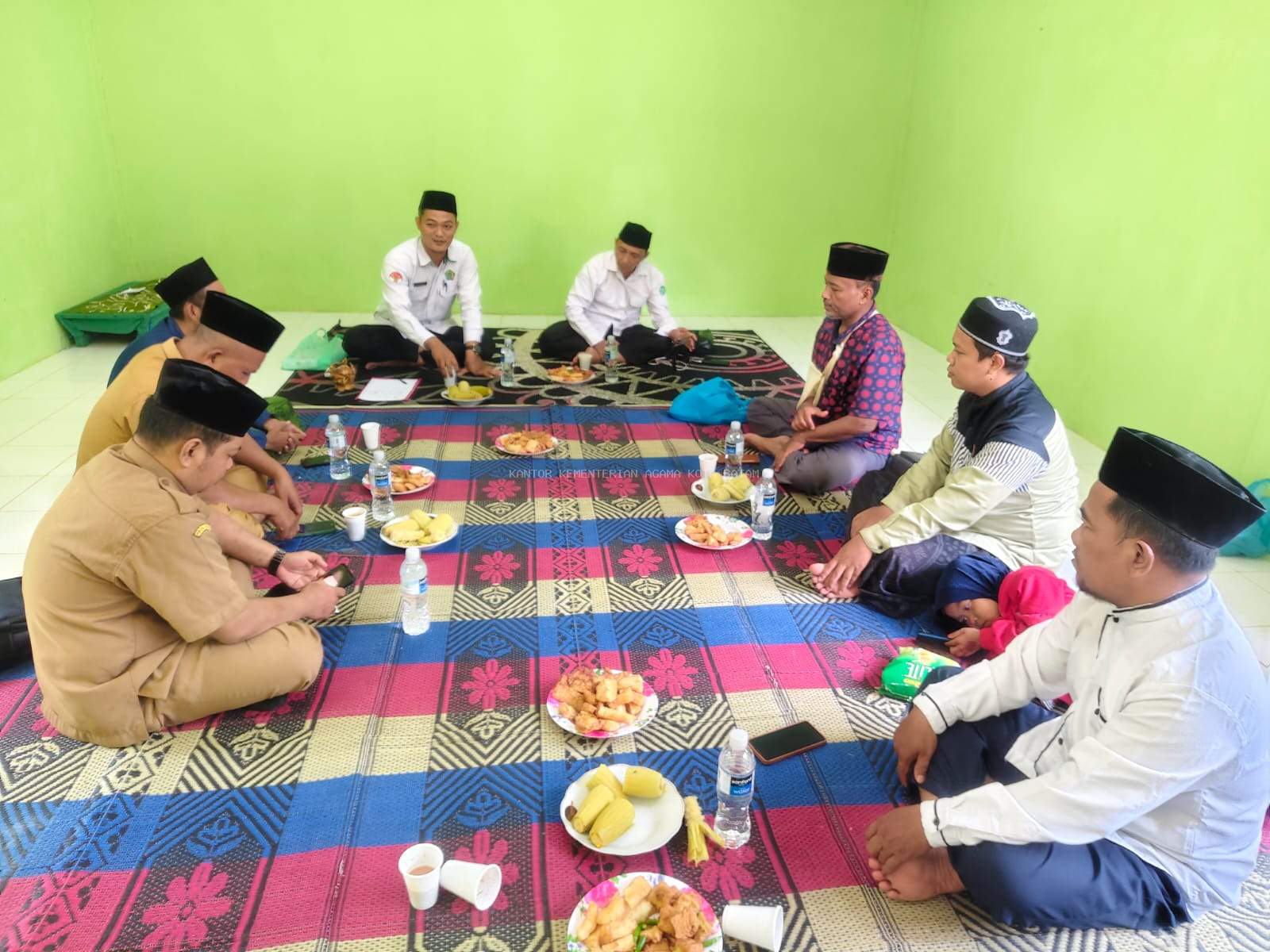Kepala KUA Galang Terima Silaturahmi dan Rapat Persiapan MUSCAM serta Sosialisasi Haul Akbar