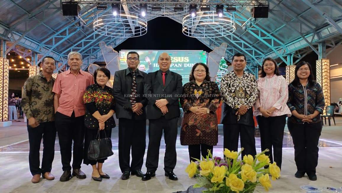 Malam Sukacita di GPdI Tabgha: Kemenag Batam Hadiri Natal & KKR Bertema ‘Yesus Harapan Dunia"