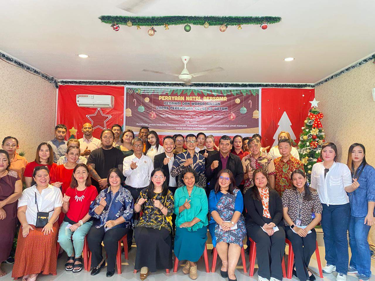 Natal Bersama Pegawai dan Warga Binaan Lapas Perempuan Kelas IIB Batam