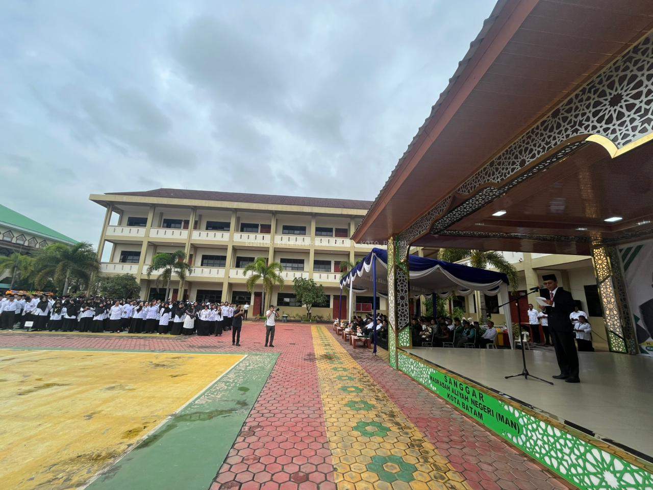 MAN 1 Kota Batam Tuan Rumah Upacara Peringatan HAB Ke-80 Kementerian Agama Tingkat Kota Batam