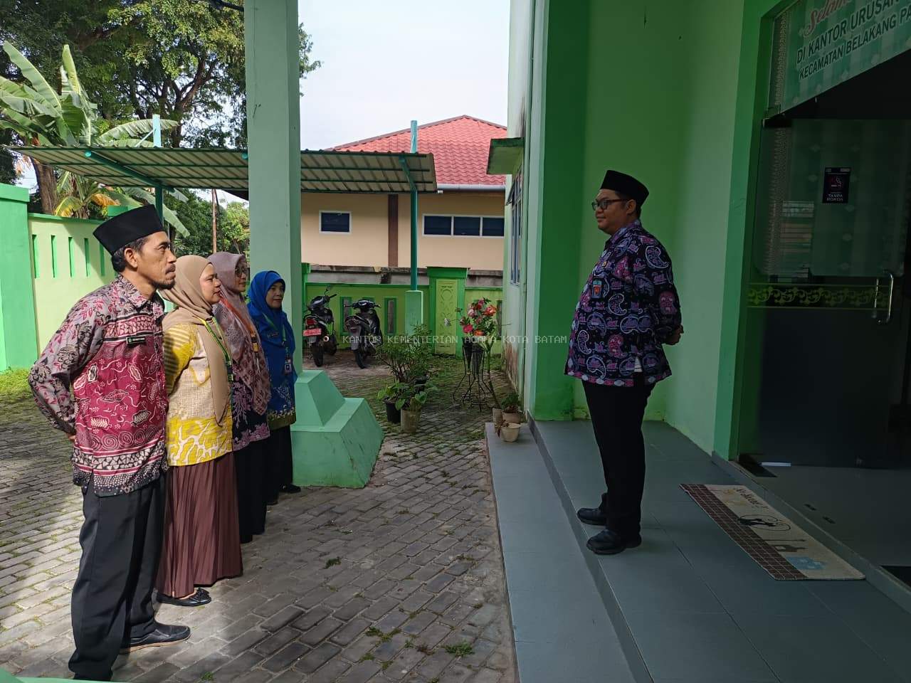 KUA Kecamatan Belakang Padang Tekankan Etos Kerja dan Pelayanan Prima
