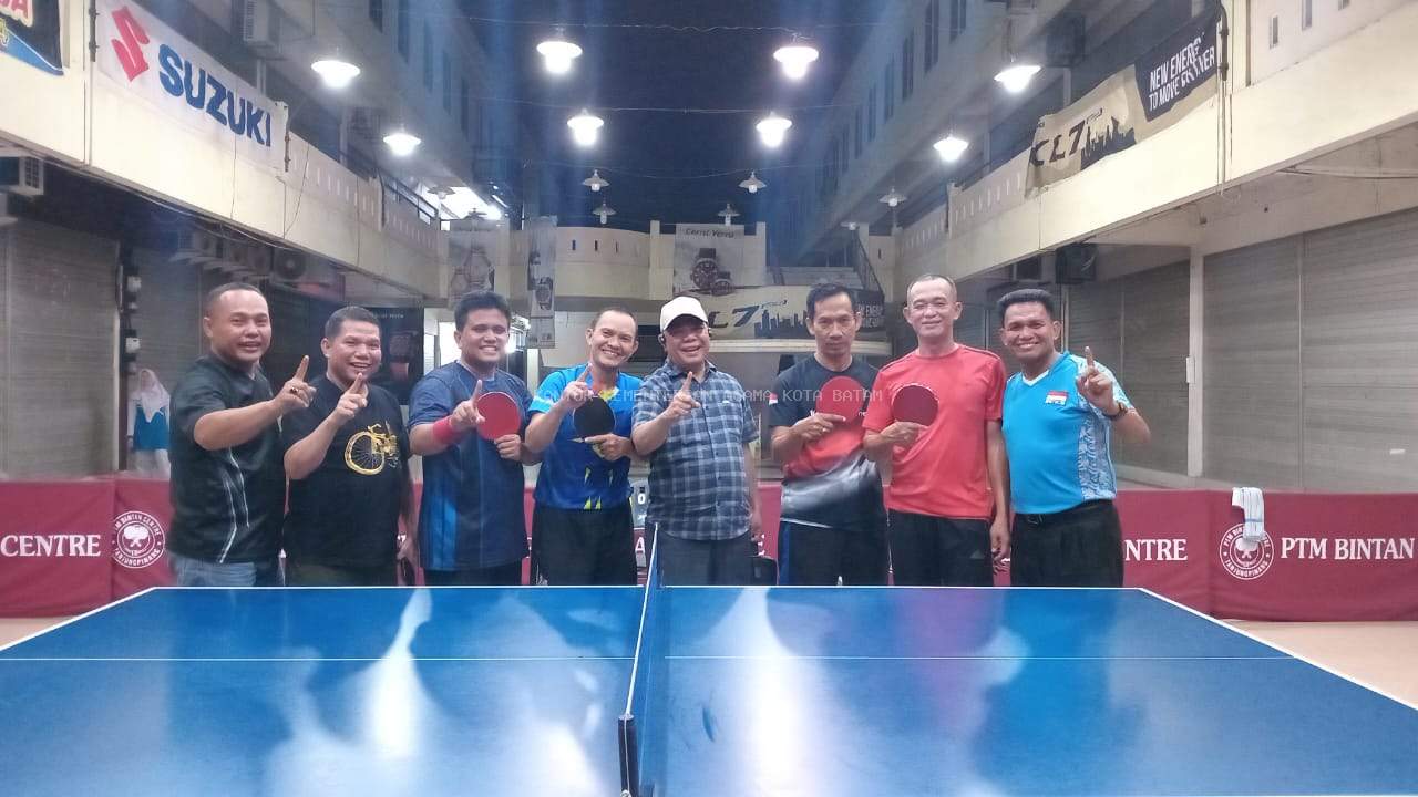 Borong Juara! Tim Tenis Meja Kemenag Batam Dominasi Turnamen Ekshibisi HAB ke-80 Kemenag RI