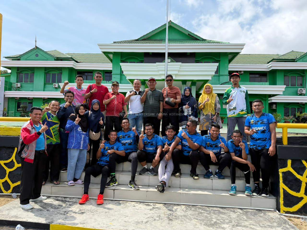 Kalahkan STAIN Sultan Abdurrahman, Tim Voli Kemenag Batam Sabet Juara 1