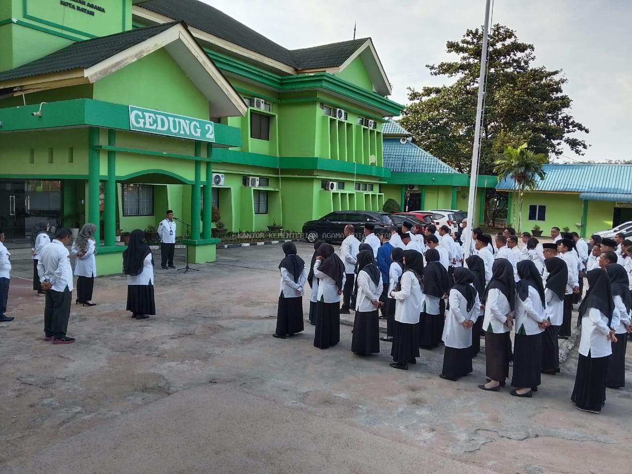 Pimpin Apel Pagi, Kepala Kemenag Batam Tekankan Kesiapan Program, SDM, dan Ekoteologi