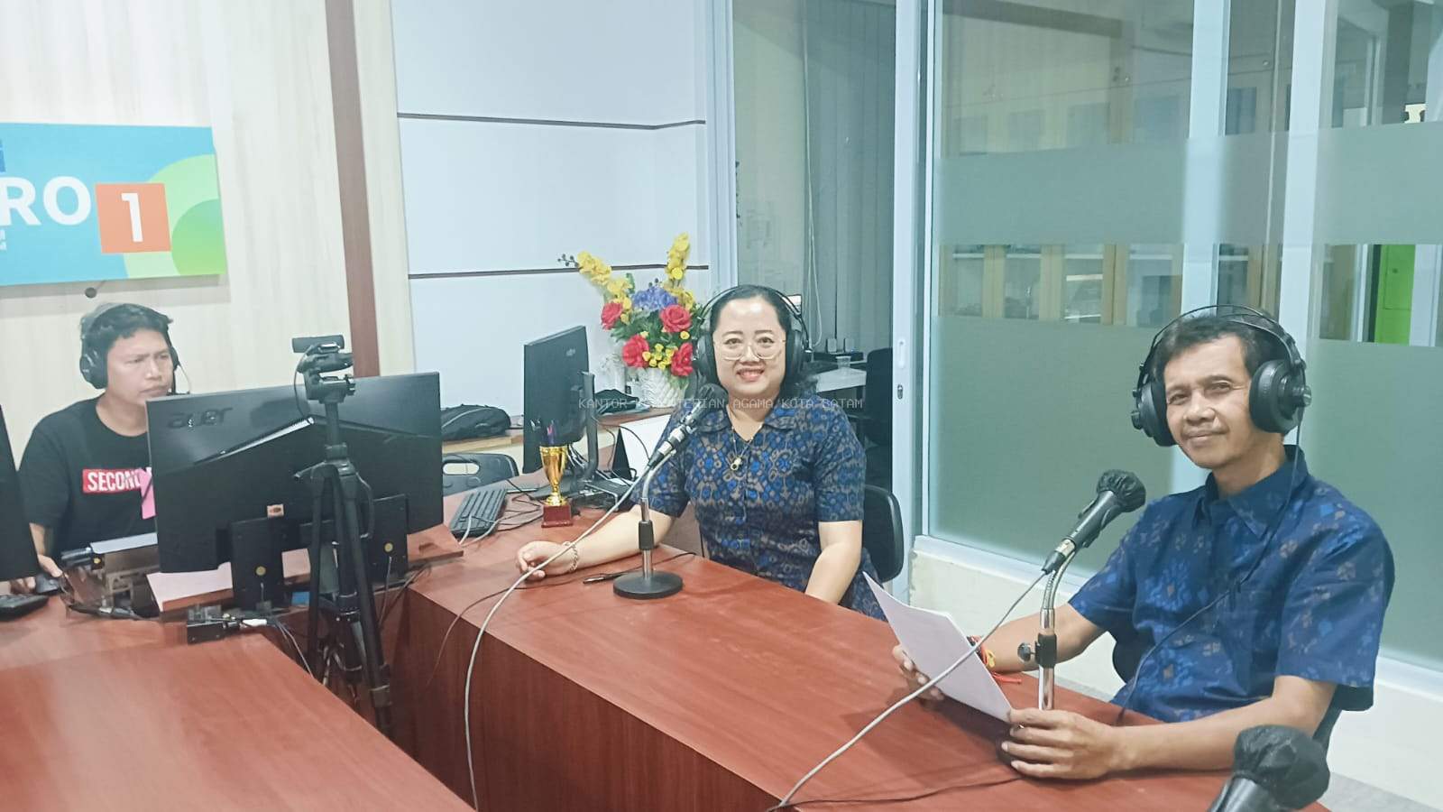 Menjemput Cahaya Siwaratri, Penyuluh Hindu Kemenag Batam Kembali Mengudara di RRI