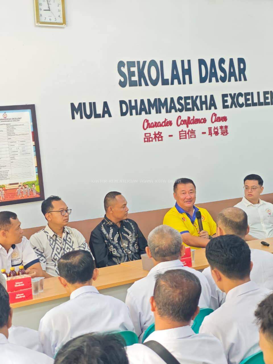 Pembinaan bagi Guru Agama Buddha Kota Batam bersinergi dengan Agota DPRD Provinsi Kepulauan Riau