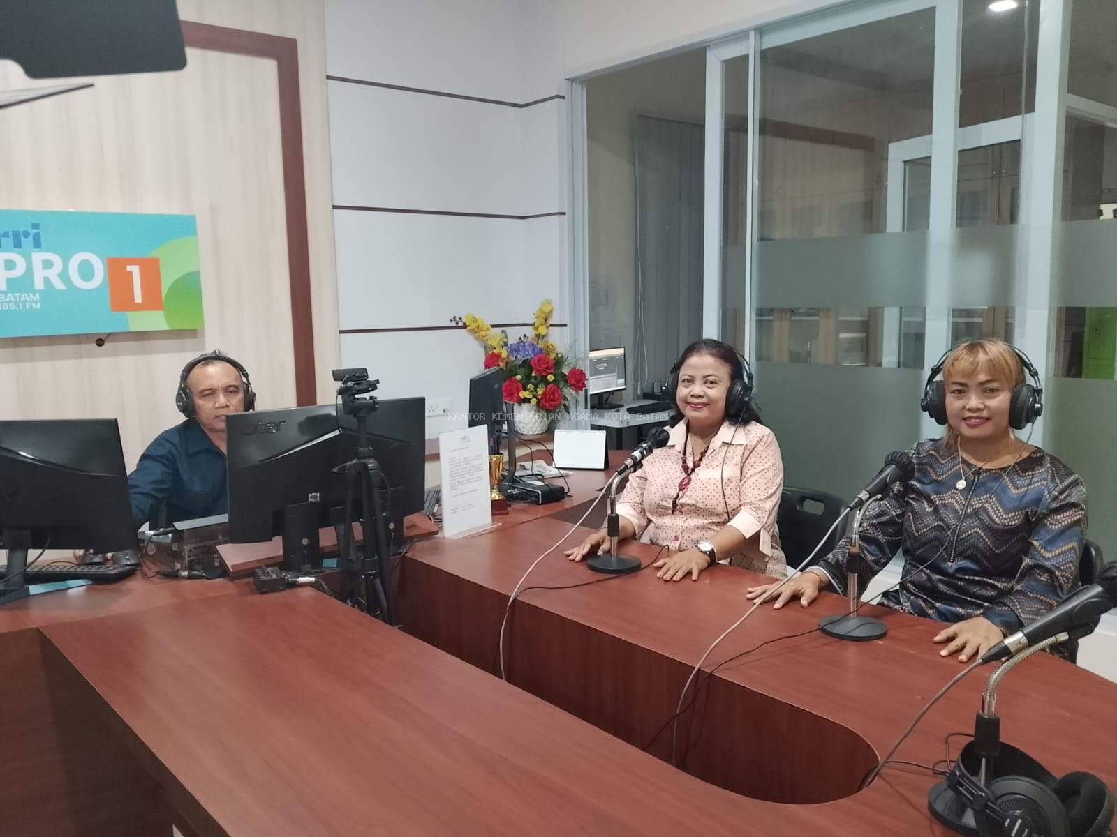 Mimbar Agama Hindu RRI Batam: Mengubah Lelah Menjadi Berkah Melalui Karma Yoga
