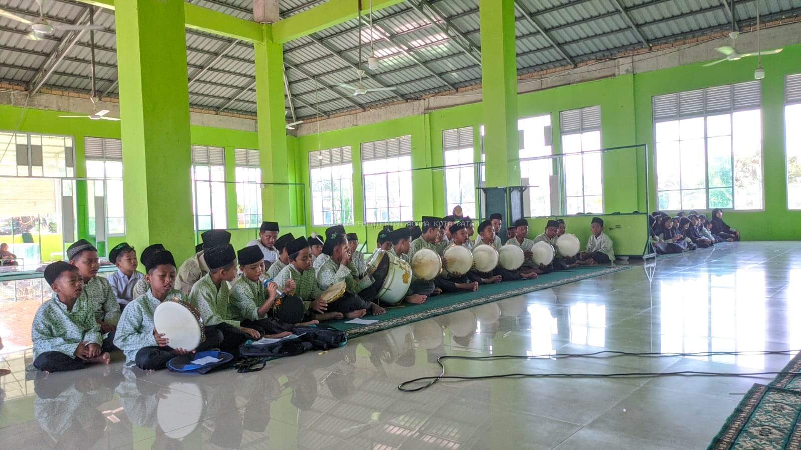 Tanamkan Cinta Rasul Sejak Dini, Ponpes Yanbu’ul Qur’an 3 Batam Peringati Isra’ Mi’raj 1447 H
