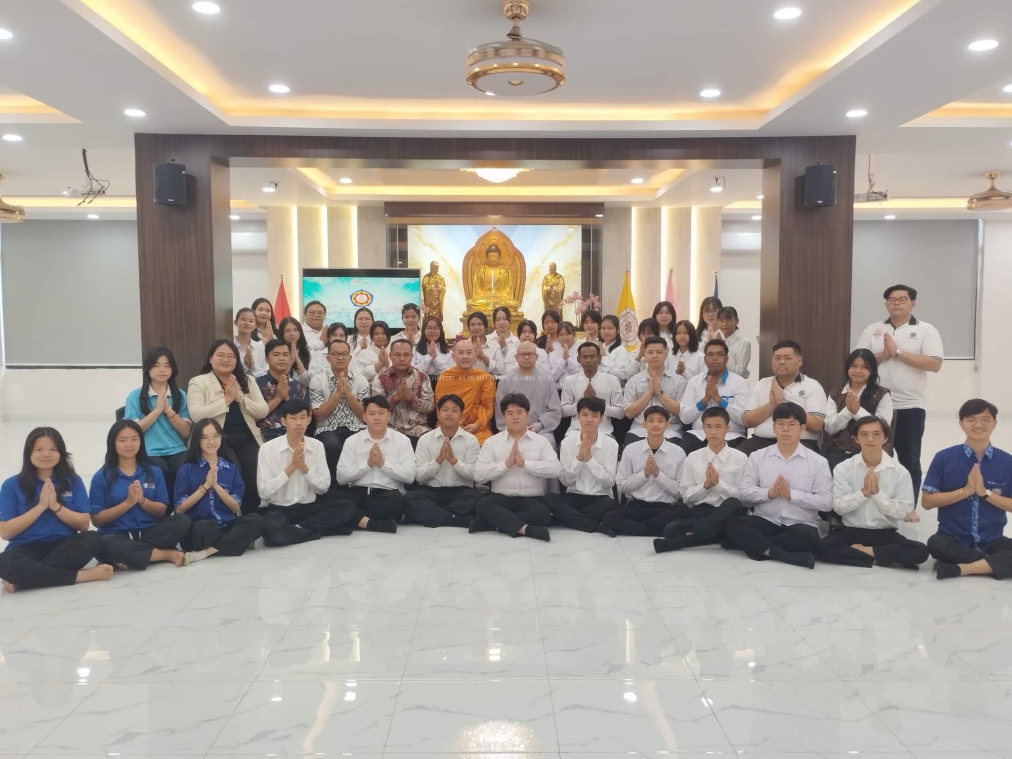 Pelantikan Pengurus Persaudaraan Muda-Mudi Vihara Widya Dharma Dihadiri Bimas Buddha Batam