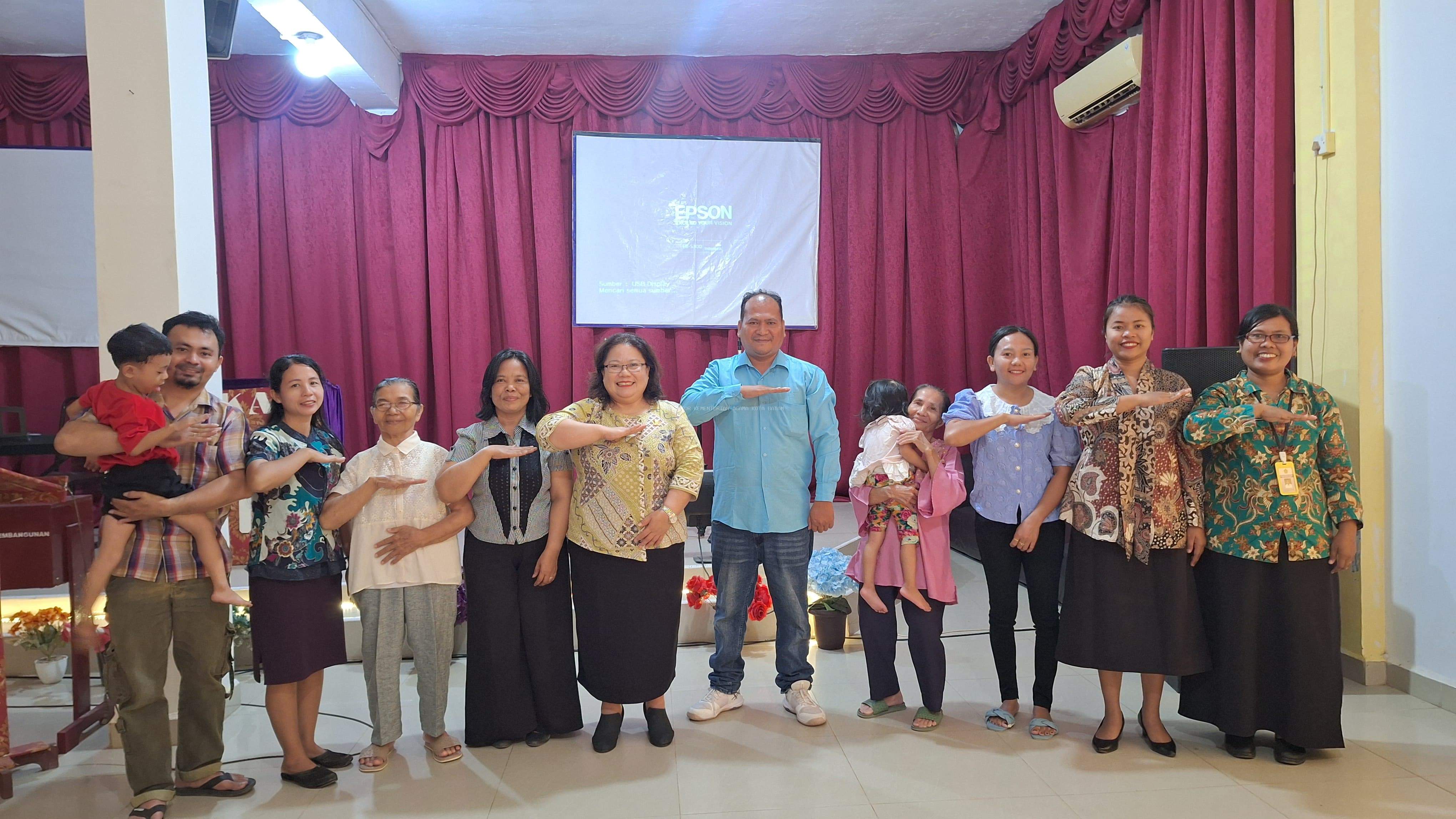 Kemenag Kota Batam Laksanakan Kunjungan Lapangan dan Pembinaan di GKAI Kasih Bengkong Wahyu  Meneguhkan Iman, Merawat Ciptaan dalam Semangat Kerukunan dan Ekoteologi
