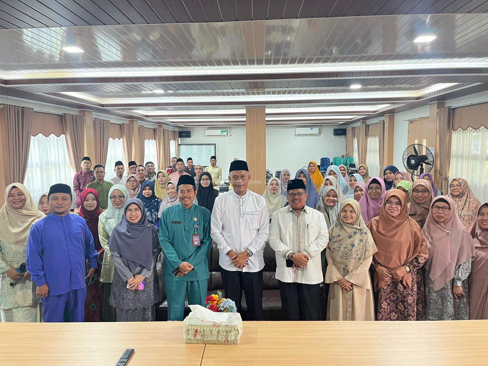 Penguatan Integritas dan Mutu Pendidikan: Pembinaan GTK MAN 1 Kota Batam oleh Ka. Kanwil Kementerian Agama Kepri