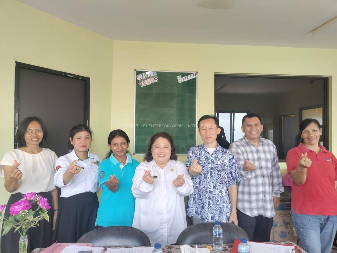 Pendampingan Administrasi Rohaniwan Asing, Kemenag Batam Lakukan Bimbingan Teknis di GSJA Faith Full Gospel
