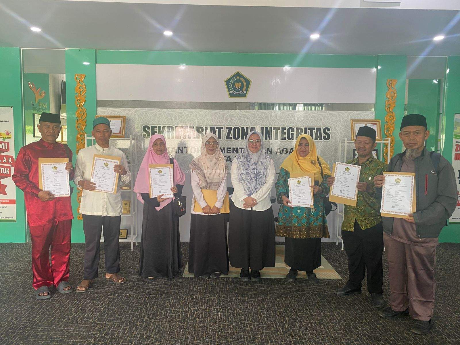 Dorong Tertib Administrasi, Kemenag Batam Serahkan IJOP TPQ se-Kecamatan Nongsa