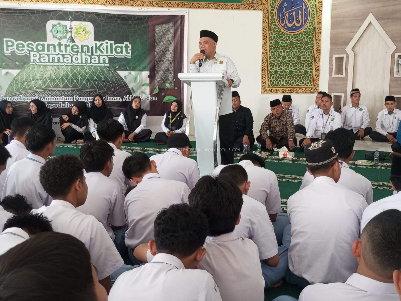 Pererat Silaturahmi Pasca-Lebaran, MAN 2 Kota Batam Gelar Halalbihalal