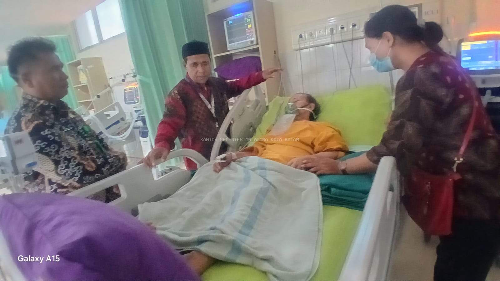 Penyuluh Agama Kristen Kemenag Batam Berikan Penguatan Spritual di RSUD Embung Fatimah 