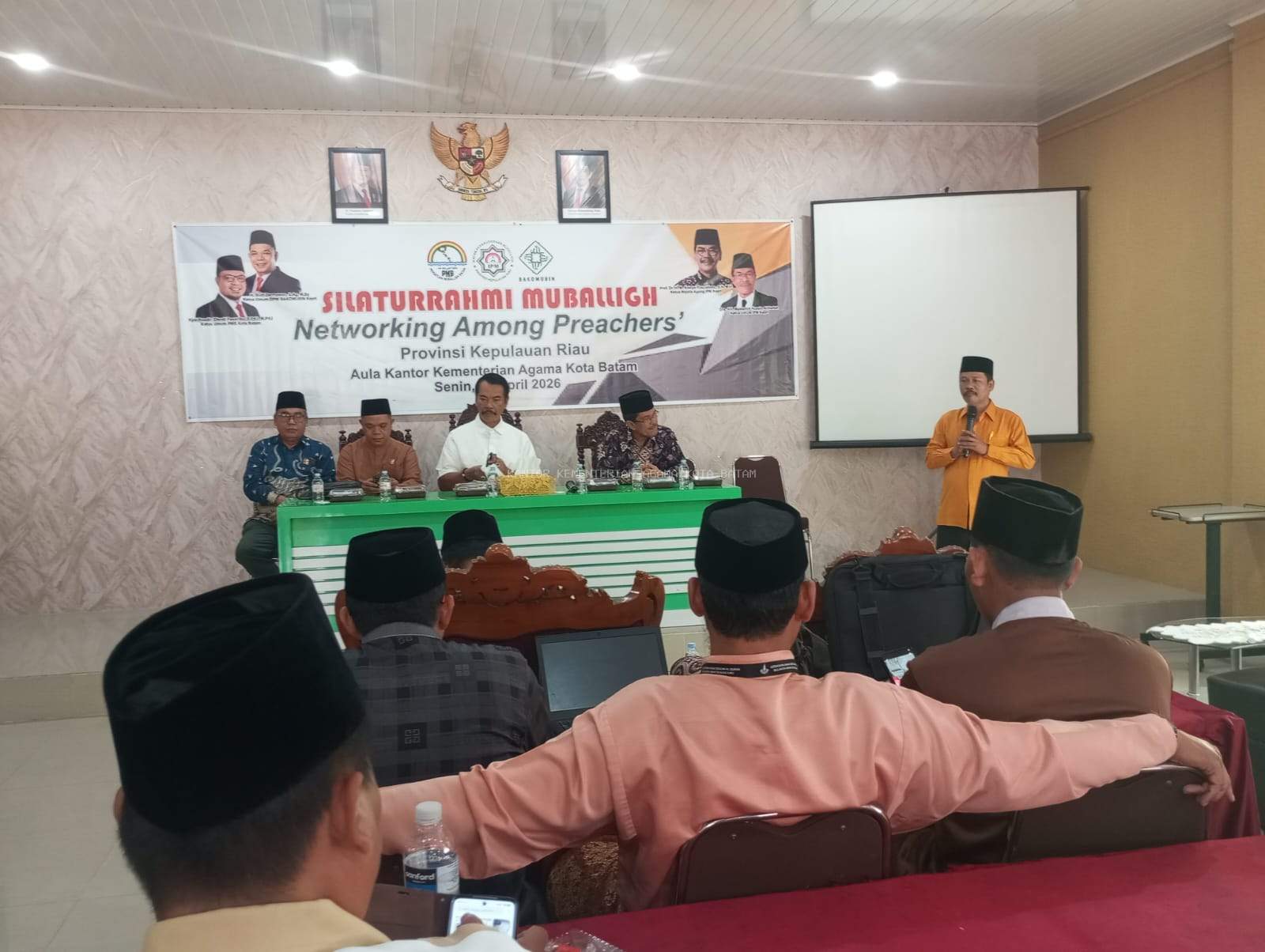 Perkuat Sinergi Dakwah, Kepala Kemenag Batam Hadiri Silaturrahim Muballigh se-Kepri