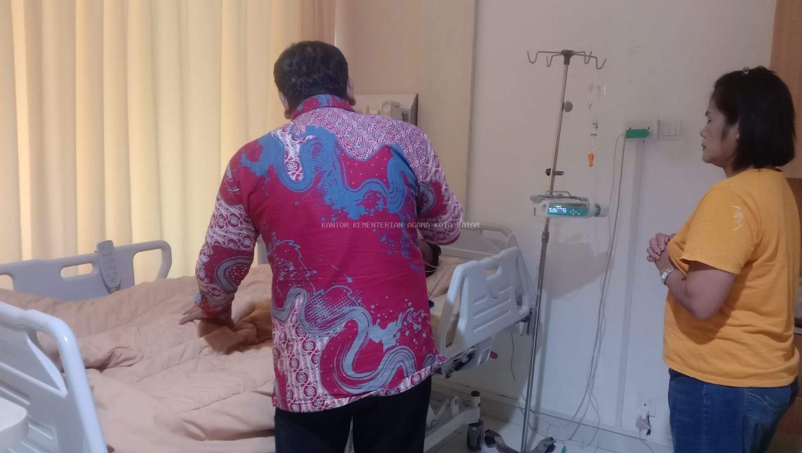 Membawa Harapan dan Kesembuhan: Penyuluh Agama Kristen Kemenag Batam Layani Pasien RSBP