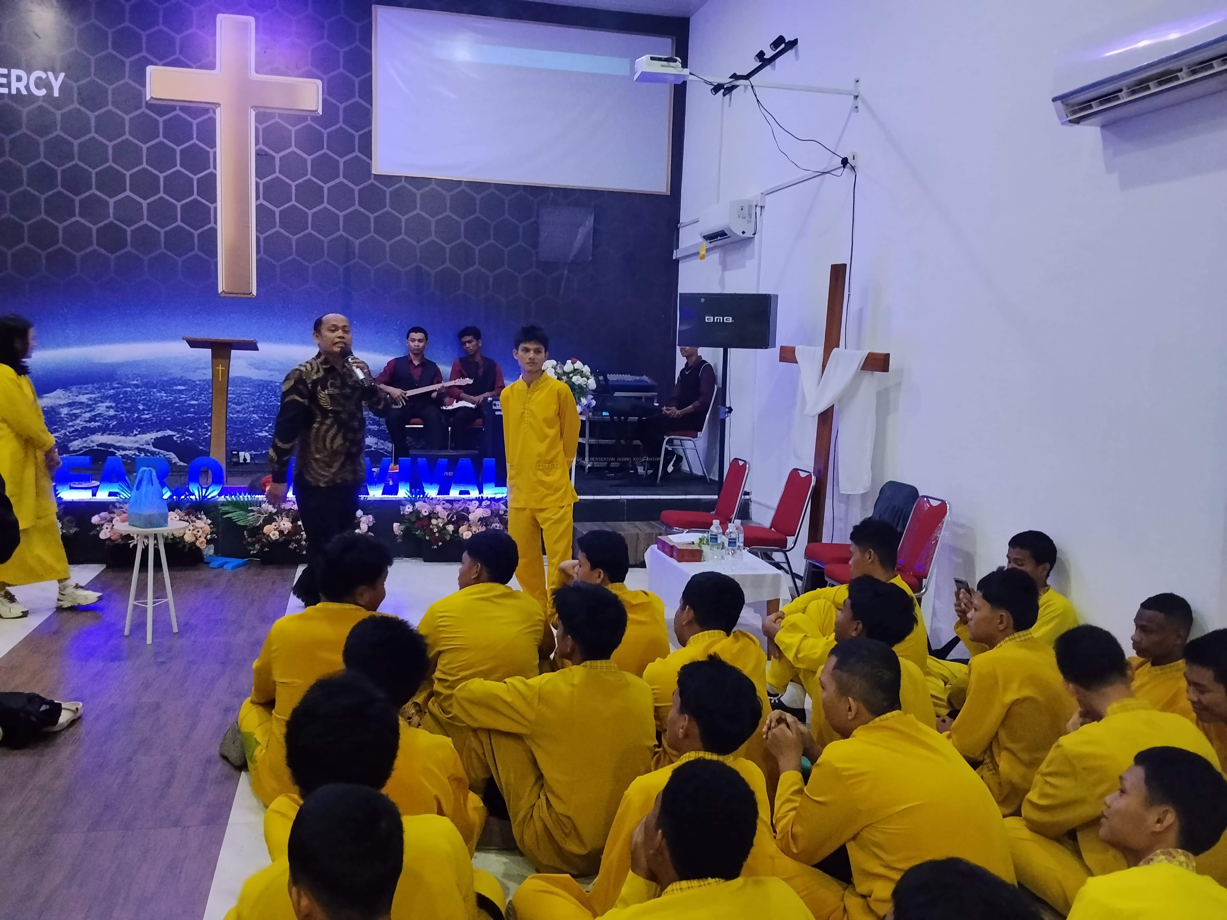 Kemenag Batam Untuk Remaja Berintegritas, Masa Depan Berkualitas di SMKN 7 Batam Kota
