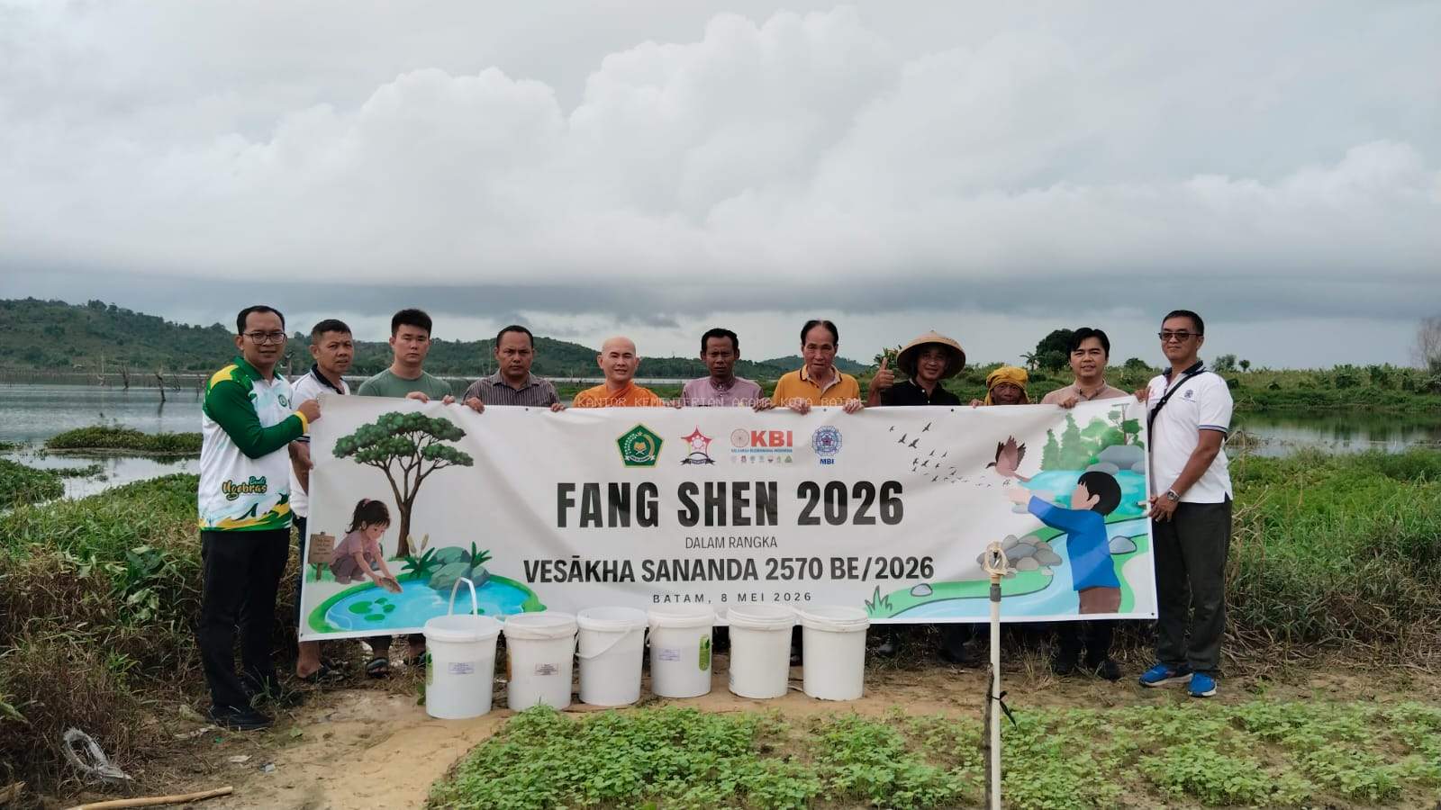 Suasana Khidmat Warnai Fang Shen Vesākha Sānanda 2026 di Kota Batam