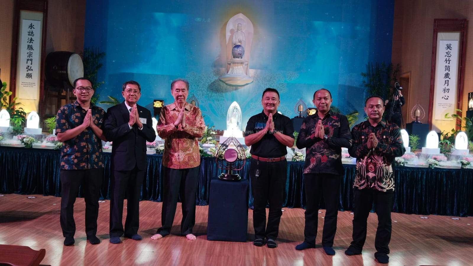 Penyelenggara Bimas Buddha Kota Batam Hadiri Perayaan Hari Tri Suci Waisak di Aula Jing Si Batam