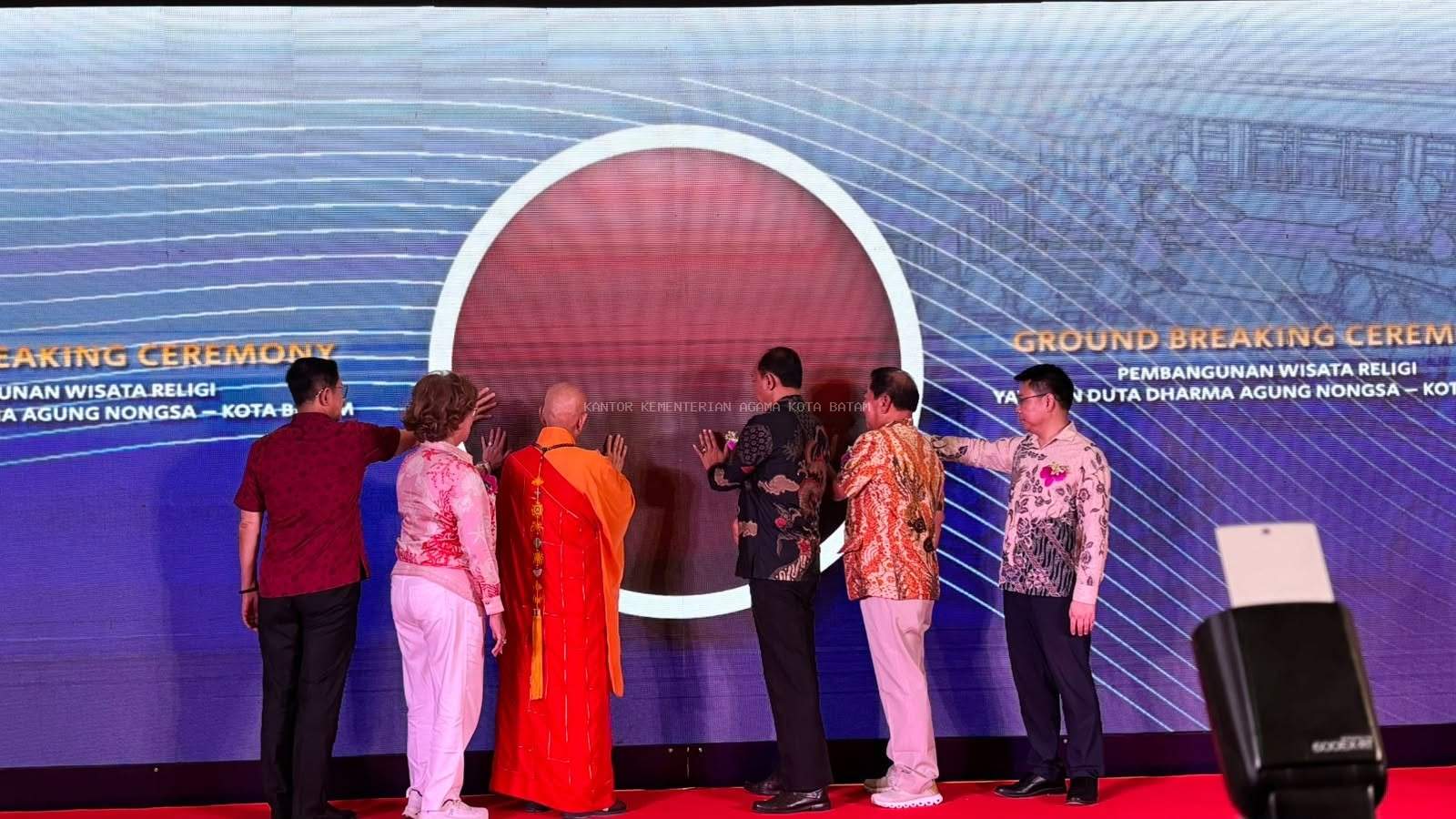 Pemancangan Pilar Pertama Tandai Dimulainya Pembangunan Wisata Religi Yayasan Duta Dharma Agung di Nongsa