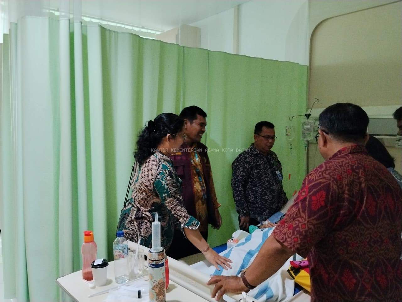 Menumbuhkan Kekuatan, Semangat, dan Sukacita Baru, Penyuluh Agama Kristen Kemenag Batam Hadir Melayani Pasien di RSBP Batam