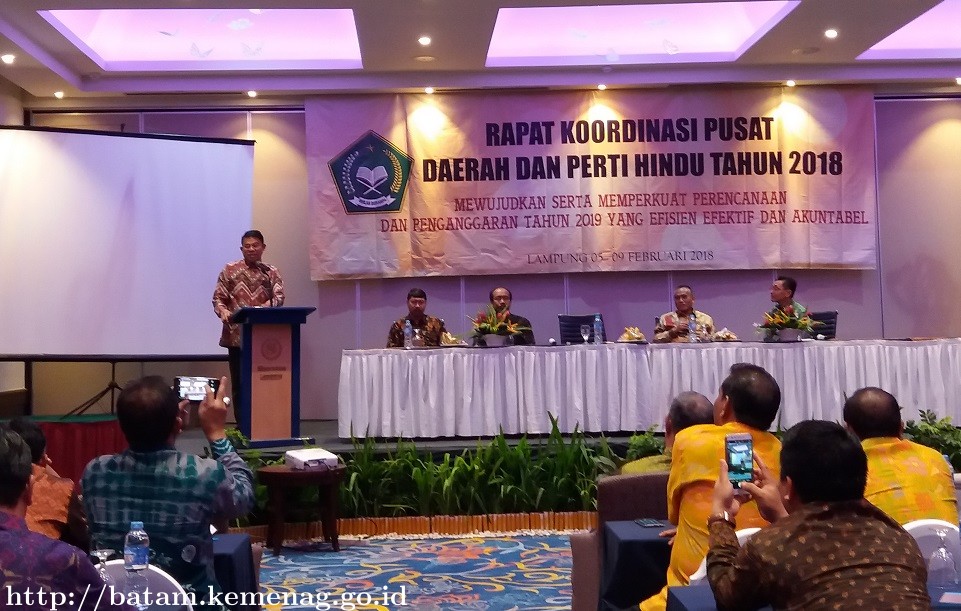 Dirjen Bimas Hindu Buka Rapat Koordinasi Pusat, Daerah dan Perguruan Tinggi Hindu Tahun 2018