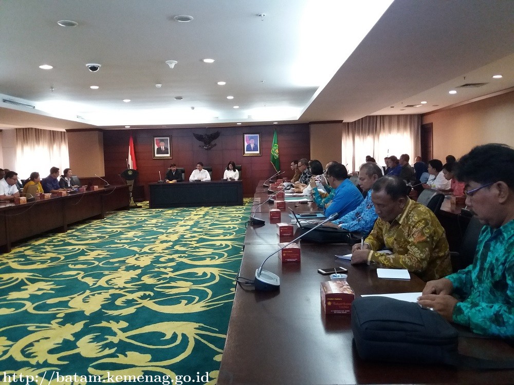 Dirjen Bimas Hindu Gelar Rakor Bersama Biro Kepegawaian dan Biro Perencanaan