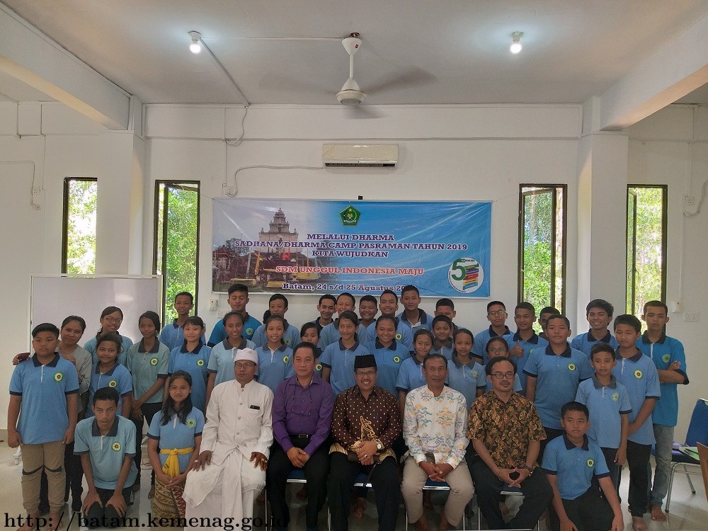 Kakankemenag Batam Buka Dharma Camp Pasraman 2019