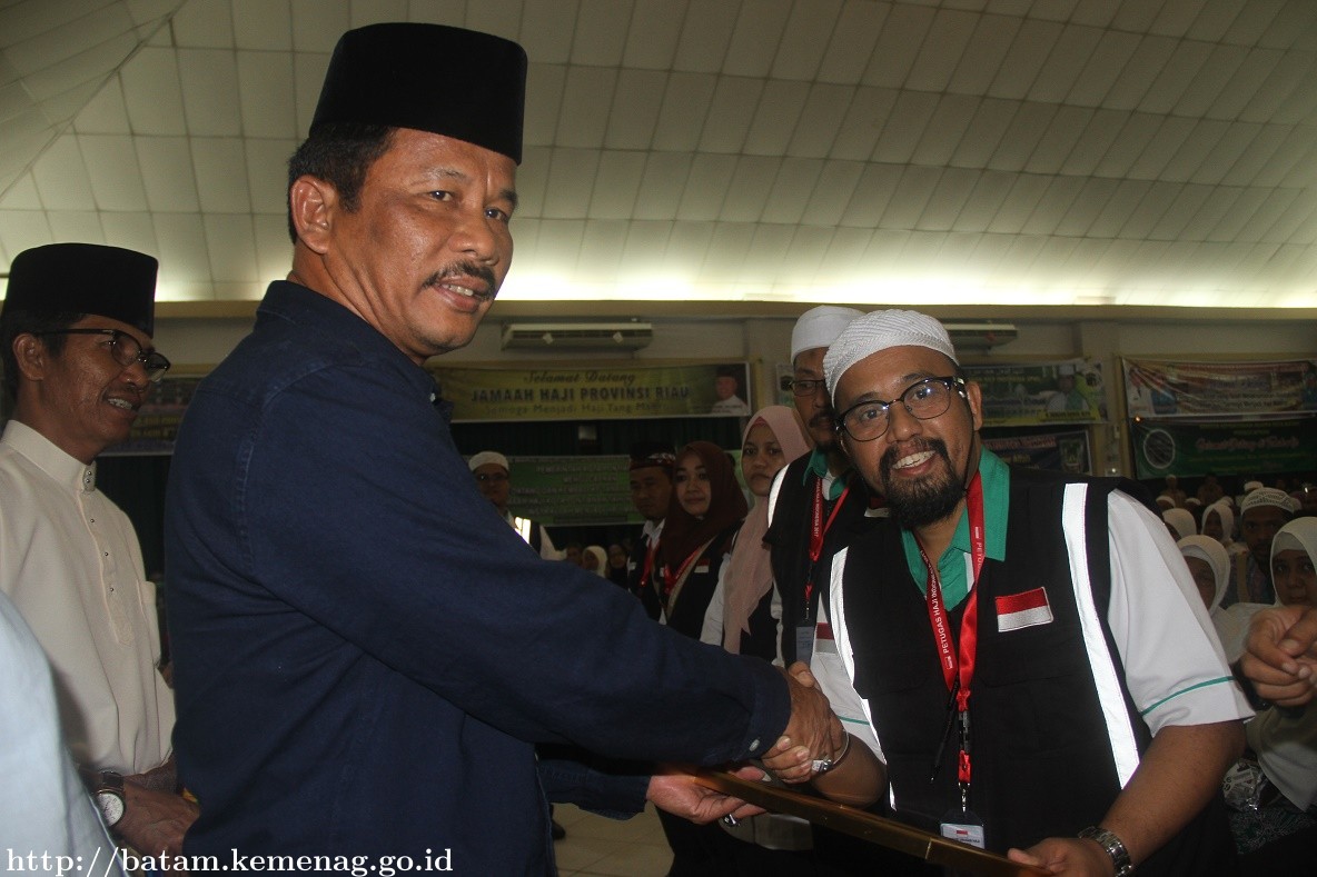 Jamaah Haji Kloter 19 BTH Asal Batam Telah Kembali