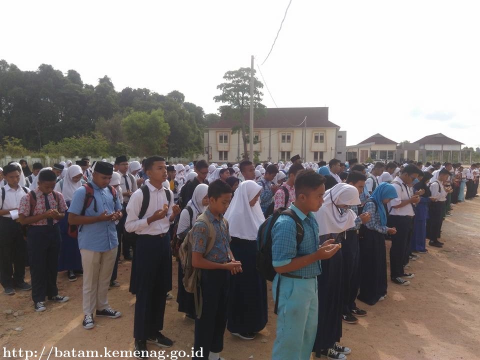 MAN IC Secara Serentak Gelar Test Tertulis SNPDB