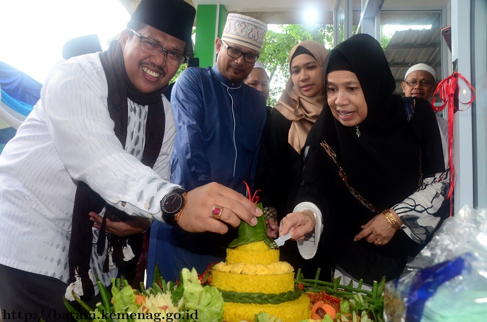 Zulkarnain Umar: Resmikan Penggunaan Masjid Ibrahim Dan Ponpes Insan Mandiri