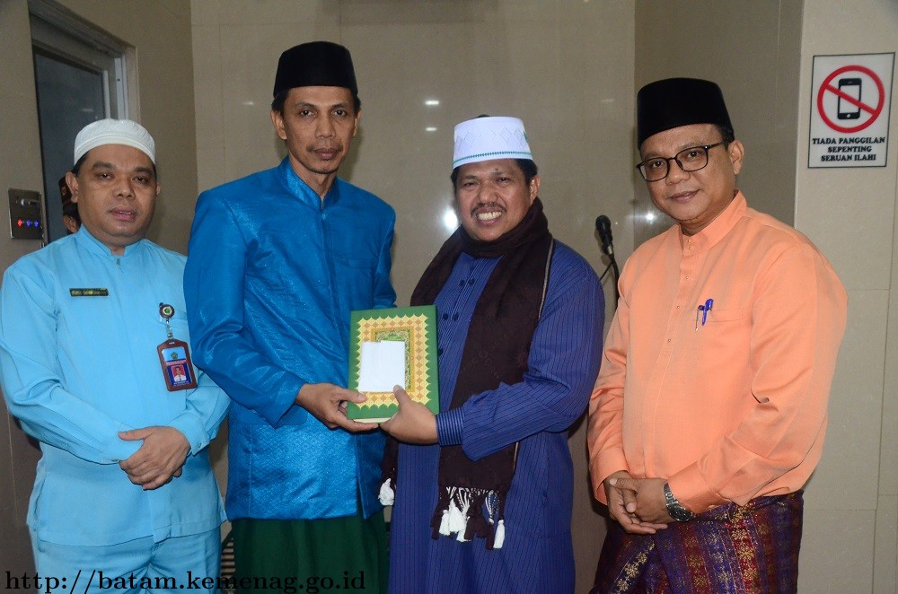 Kemenag Batam Magrib Mengaji Di Masjid Jabal Nur Bukit Sentosa