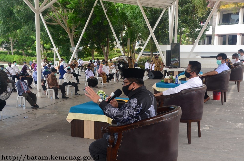 Untuk Sementara Kegiatan Keagamaan di Kota Batam di Larang