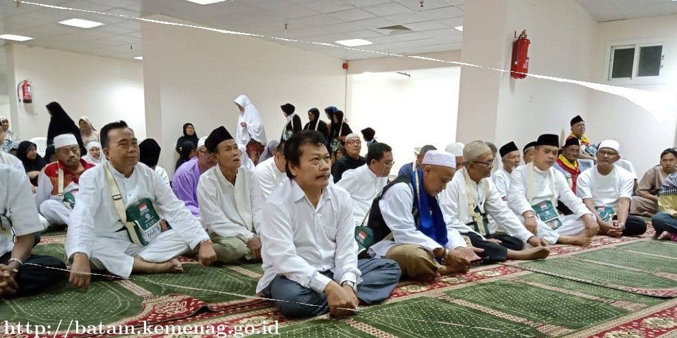 Kloter 17 BTH Lakukan Pembinaan Manasik dan Sosialisasi Kesehatan