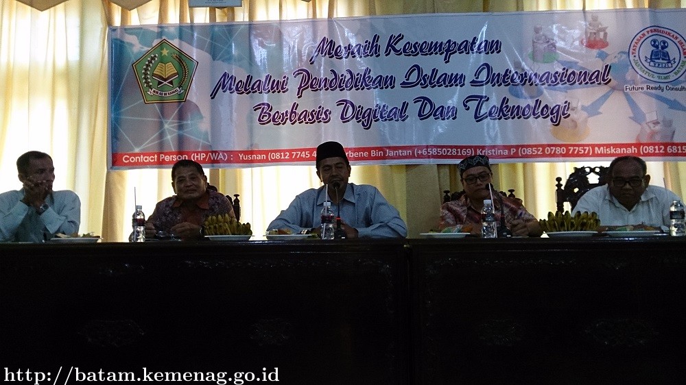 Gandeng Kemenag Batam, YPI Jannatun Ilmi Gelar Seminar Pendidikan Islam