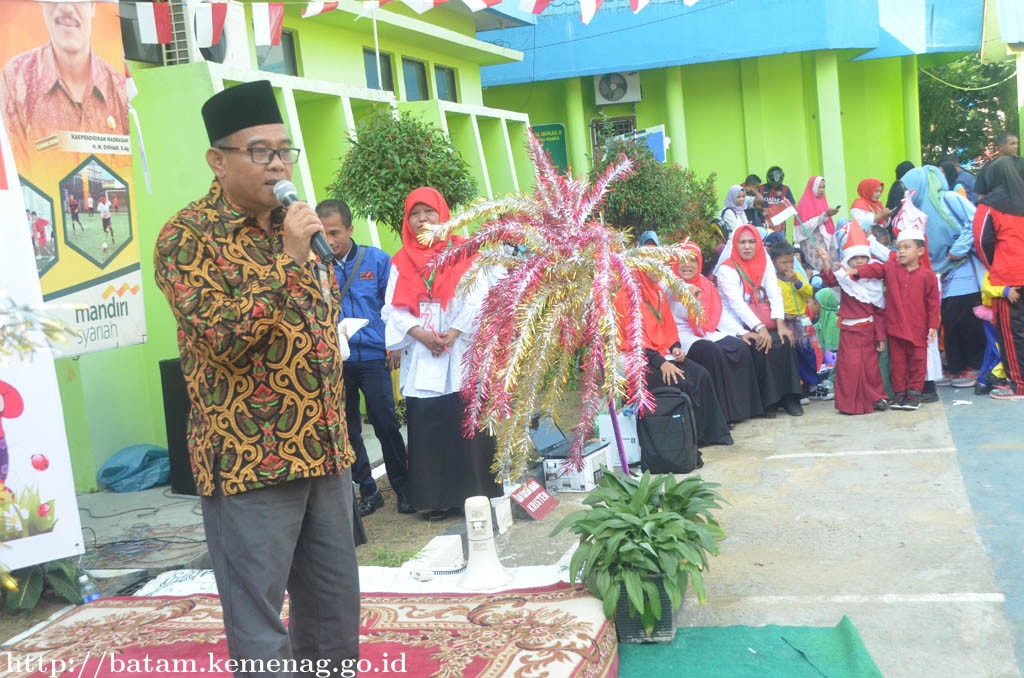 PLT Kemenag Batam Beri Apresiasi KKG Al Aziz Sekupang