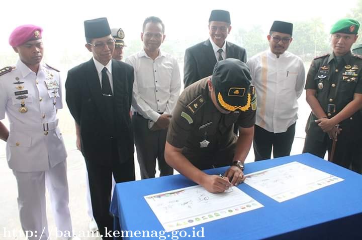 Momentum HAB Kemenag Ke 73 Batam Deklarasikan Pemilu Damai