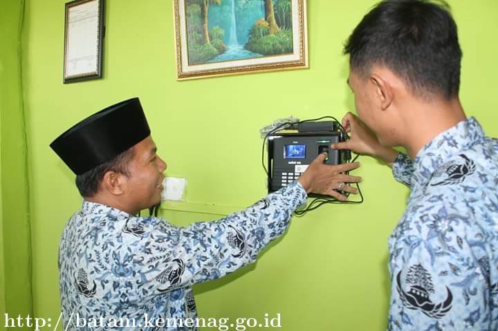 Kemenag Lakukan Mutasi Data Fingerprint Pegawai
