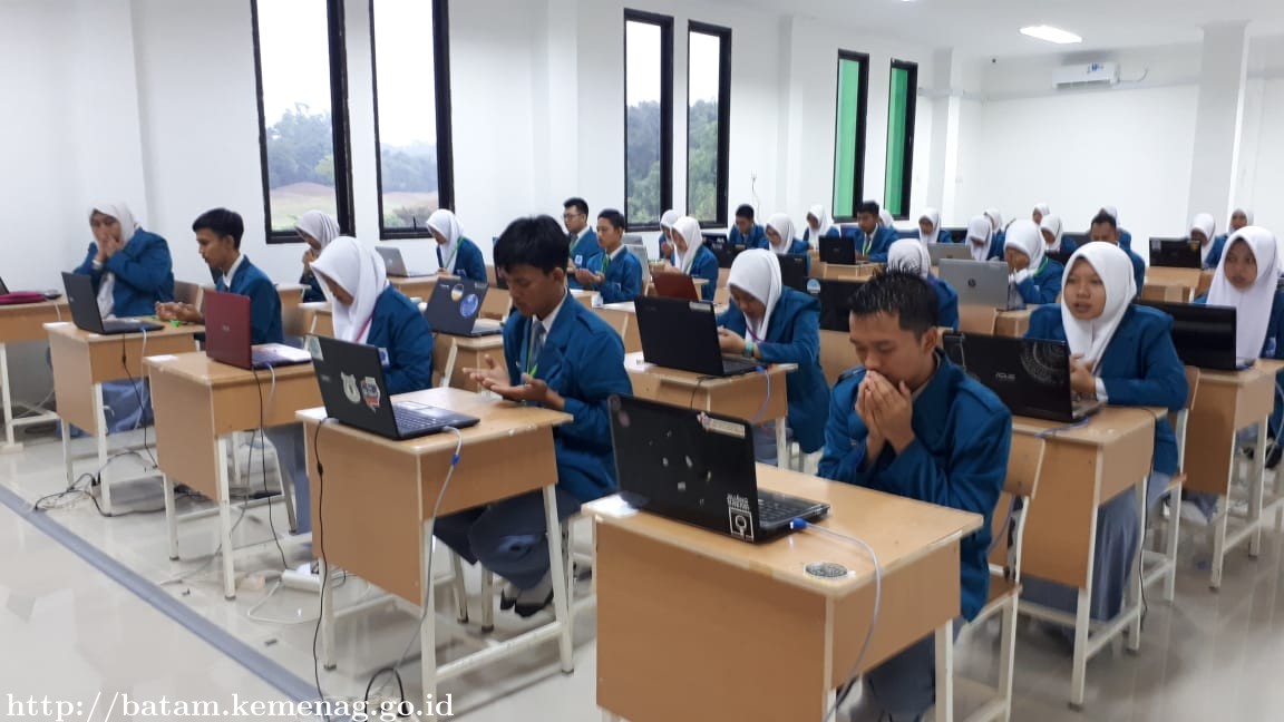 MAN Insan Cendekia Kota Batam Ikuti UNBK Perdana