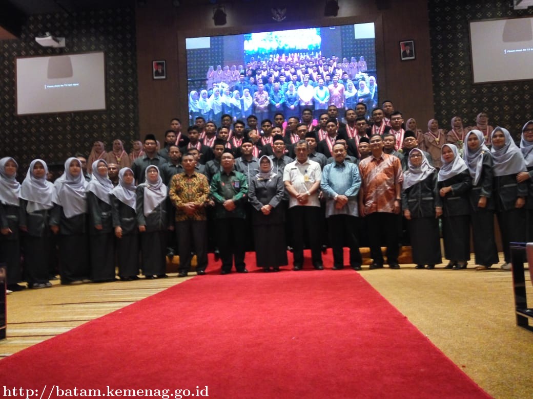 MAN IC Batam Laksanakan Pelepasan Dan Tasyakuran Hifzhil Qur an Perdana