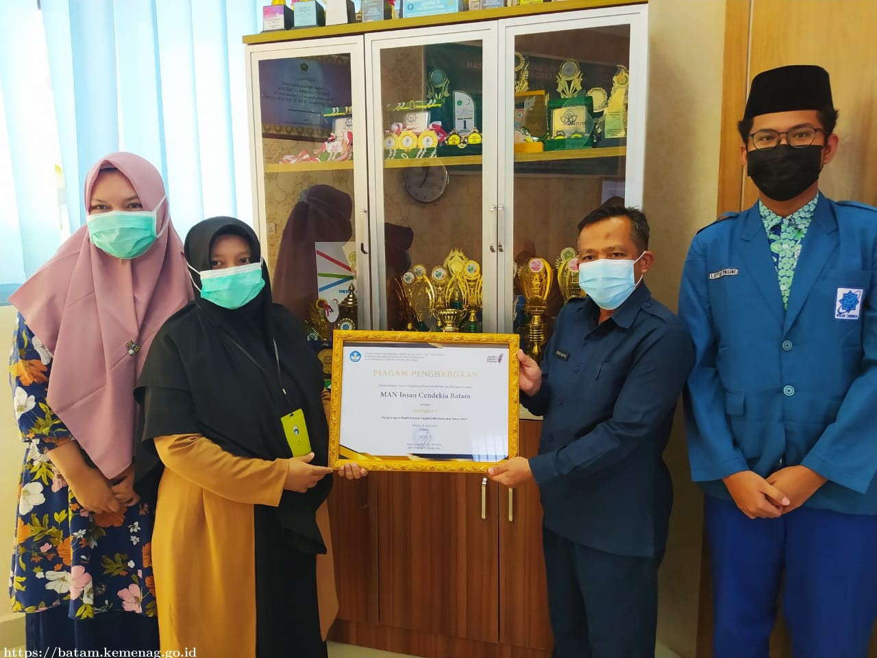 Dua Kali Secara Beruntun, MAN IC Batam Juara Lomba Wajah Bahasa Se-Provinsi Kepulauan Riau Tahun 2021