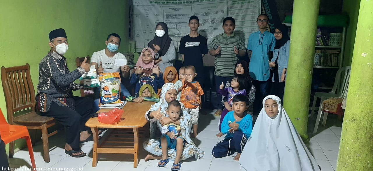Sosialisasi SE Menag Sekaligus Penyerahan Bantuan