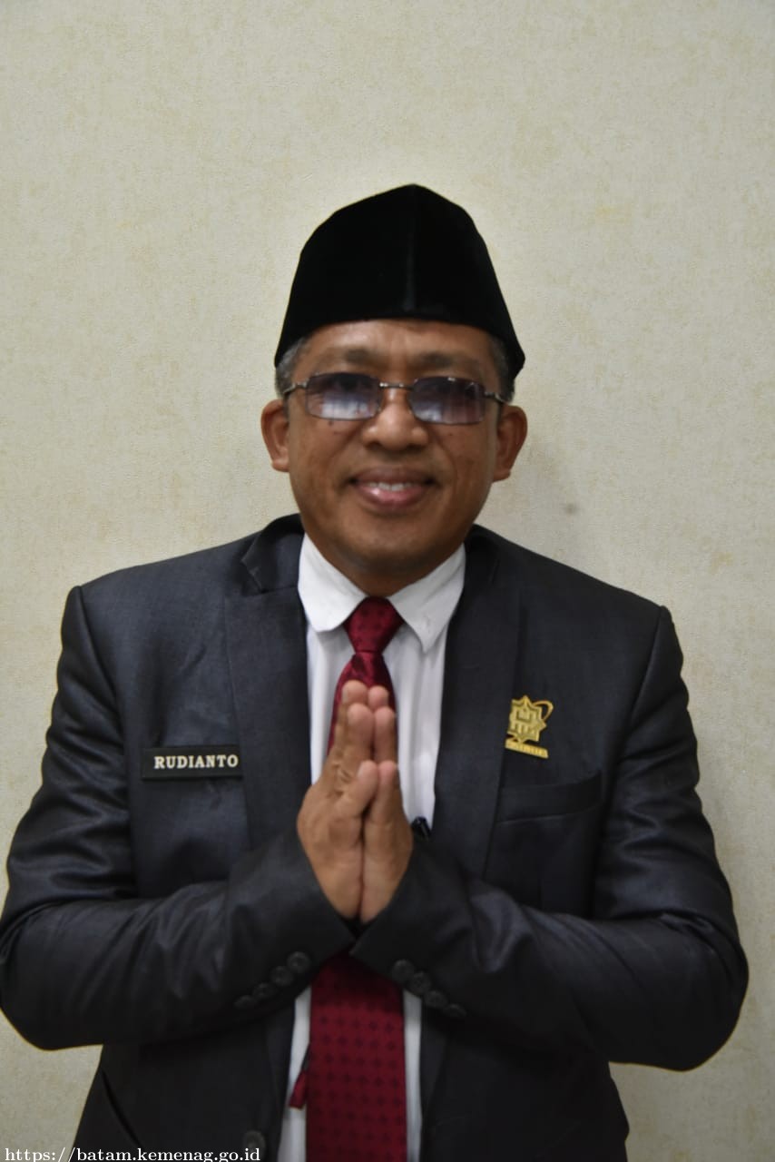 RENUNGAN SENJA SEORANG PENDIDIK