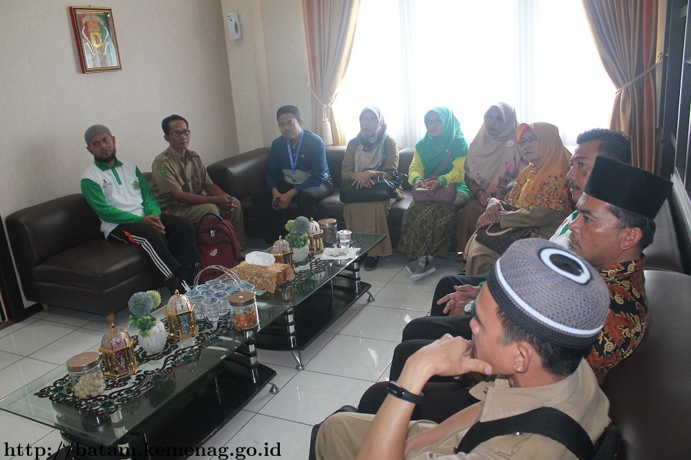 10 Guru Madrasah Ikuti Uji Kompetensi Calon Kepala Madrasah