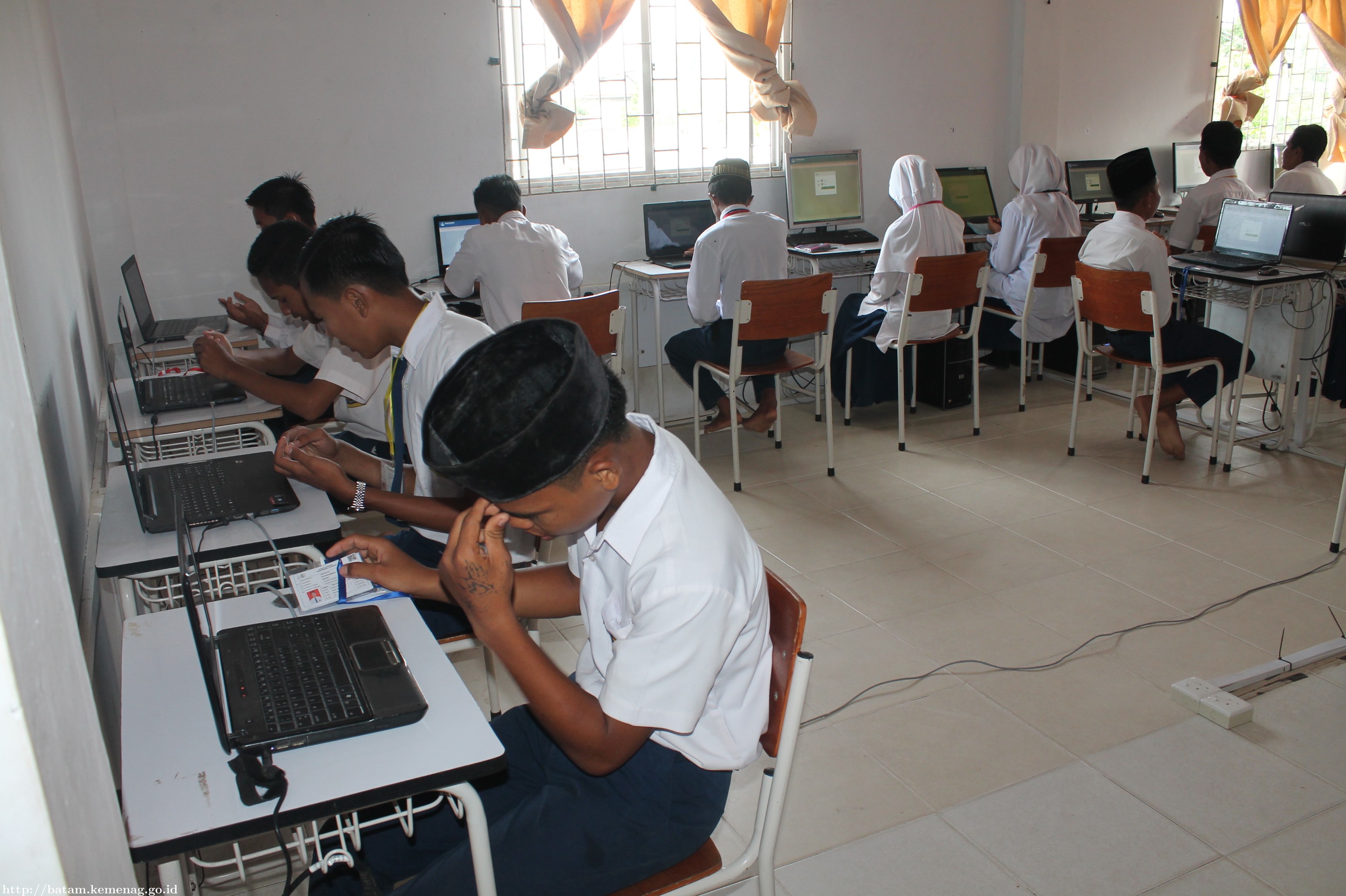 Dirham : Berdoa Itu Penting